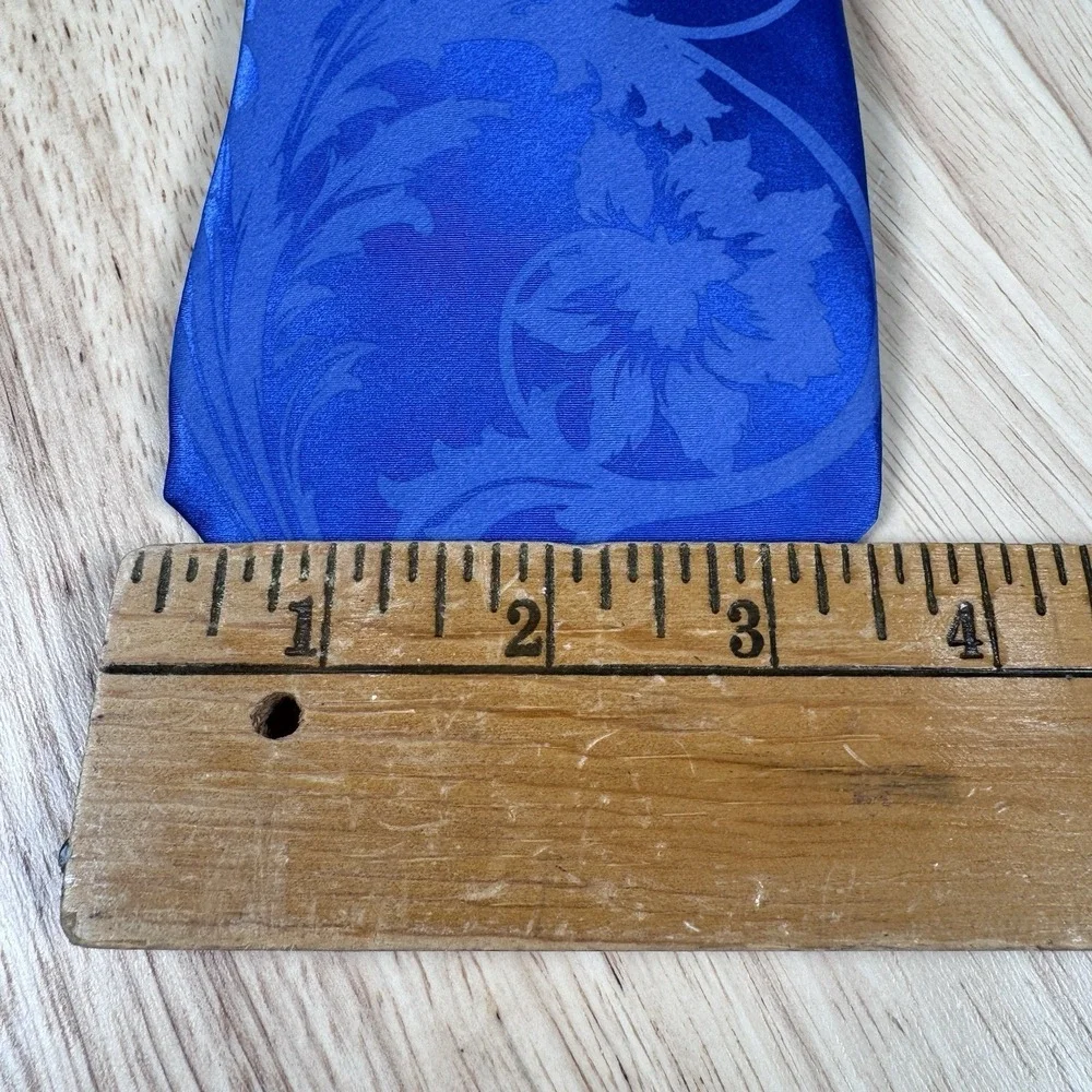 Vtg Gianni Versace Tie Blue Floral Satin Sophisticated Luxury Elegance Old Money